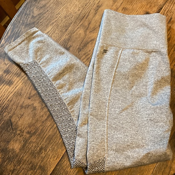 Fabletics seamless womens leggings size large - Picture 3 of 3